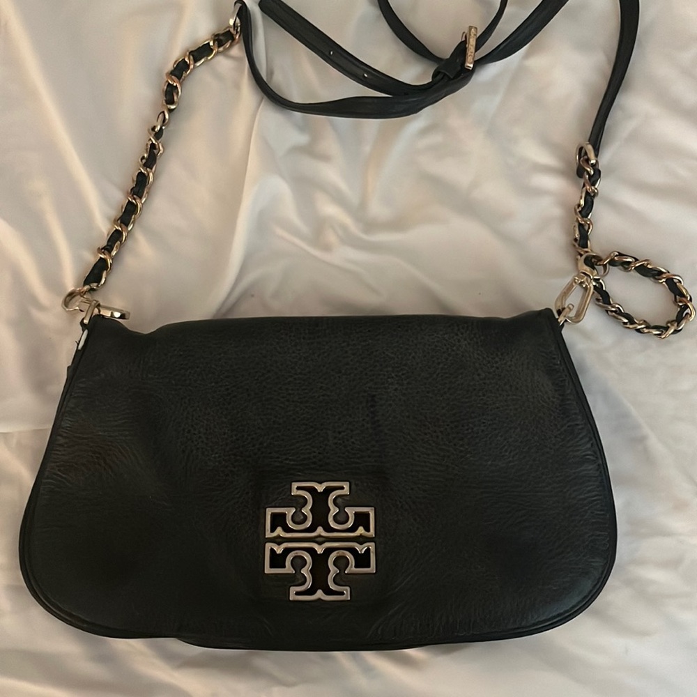 Tory Burch black leather purse